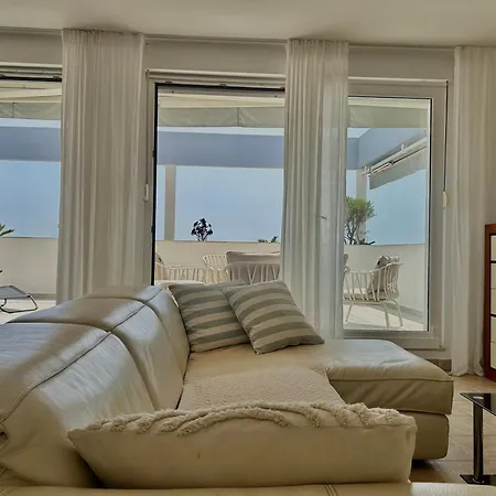 Lux View *
