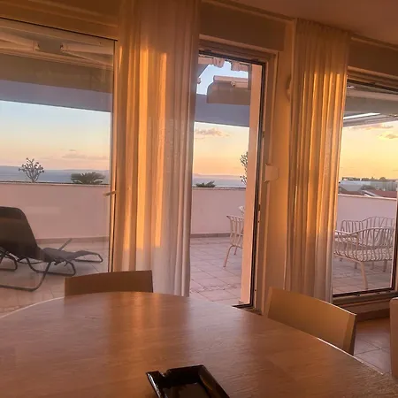 Lux View Beach Apt *