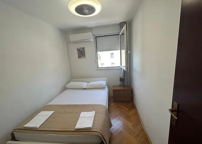 Lux View Beach Apt *