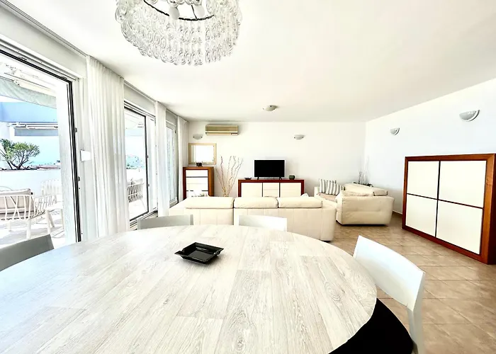Lux View 아파트 스플리트