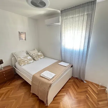 Lux View Apartmán *